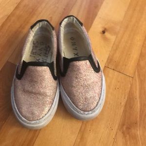 Pink shining sneakers